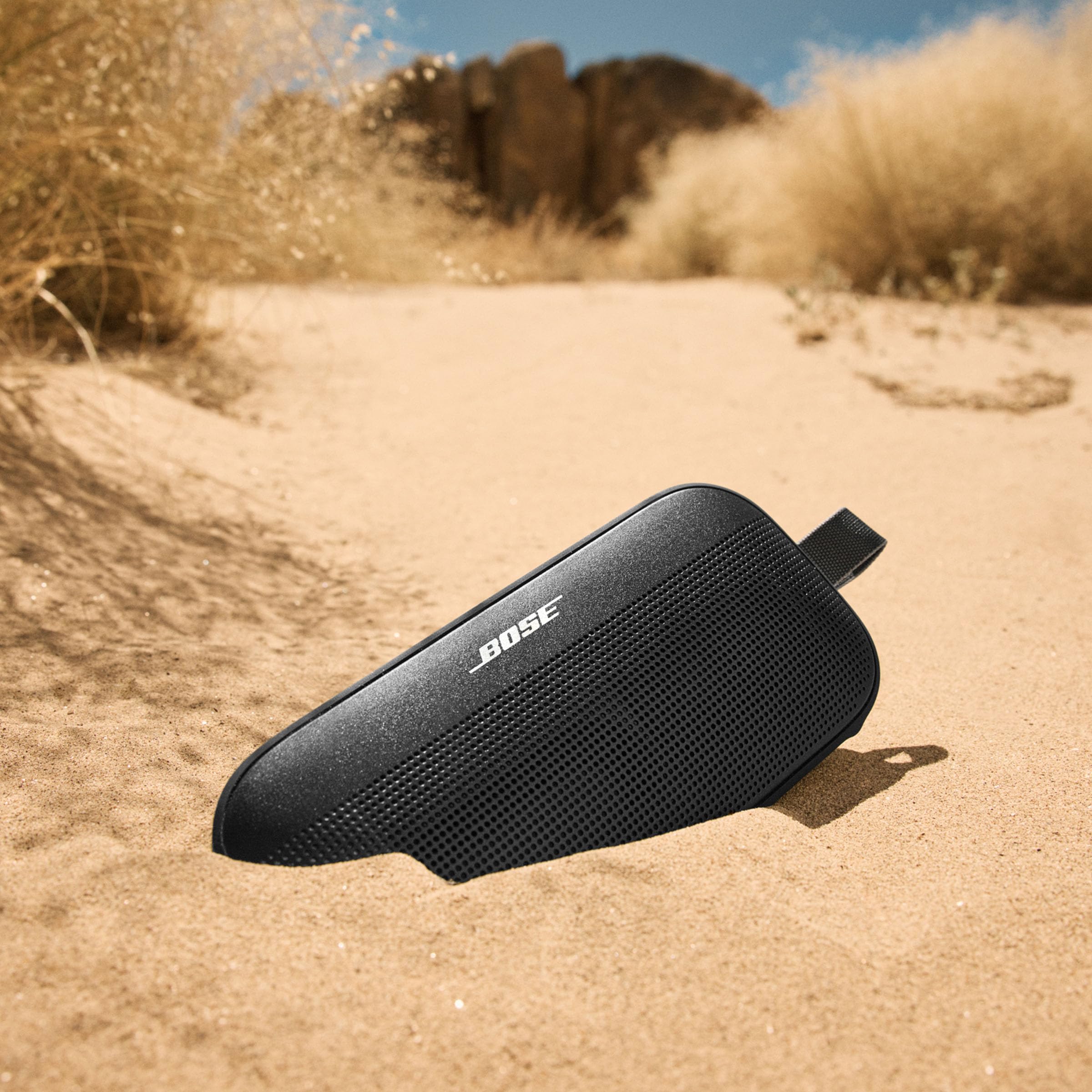 Bose SoundLink Flex Portable Bluetooth Speaker (2nd Gen), Portable Outdoor Speaker with Hi-Fi Audio, Up to 12 Hours Battery Life, Waterproof and Dustproof, Black
