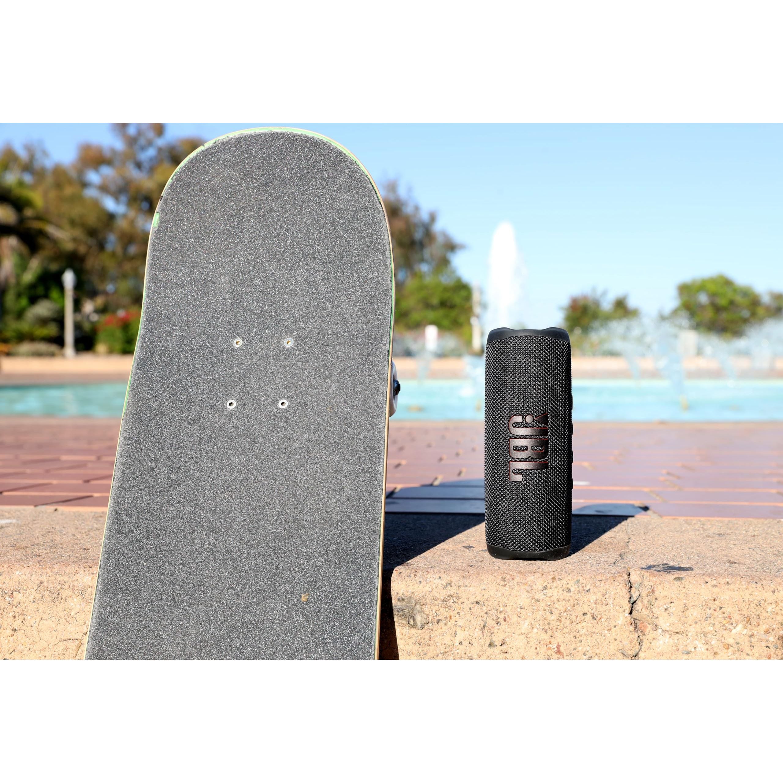 JBL Flip 6 - Portable Waterproof Speaker - Squad